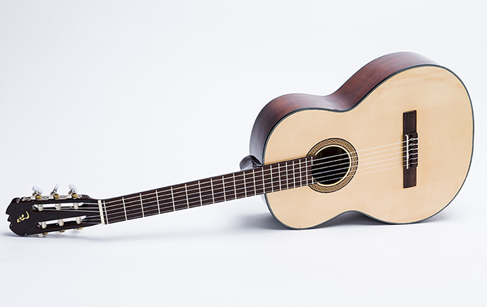 luu-y-cho-nguoi-moi-choi-guitar