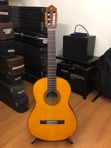 Guitar Yamaha c70 giá tốt